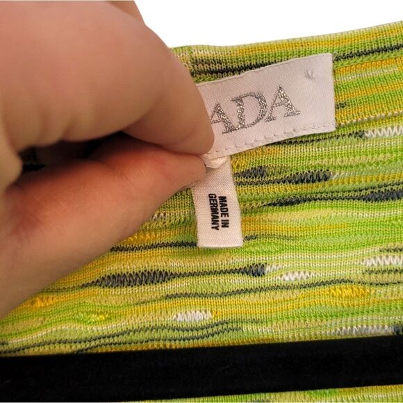 Vintage Escada Vibrant Textured Y2K Green Button-Up Cardigan - Picture 4 of 7